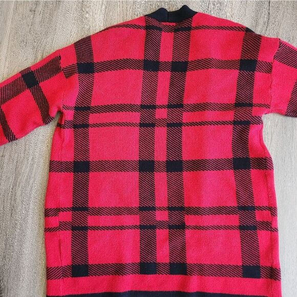 Zesica Red and Black Plaid Soft Cardigan - Picture 4 of 7